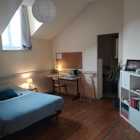 Chambre Dans Appartement De Caractere Dole Exterior foto